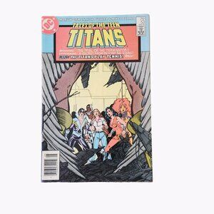 DC Comics Tales Of The Teen Titans #53 Comic Book Collector Bagged Boarded